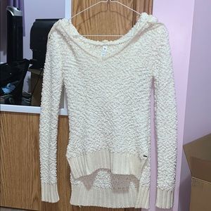 White knitted hoodie